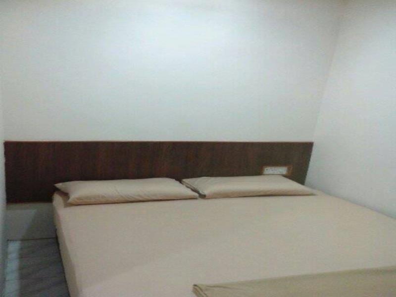 Buddy Hotel, סרמבאן מראה חיצוני תמונה